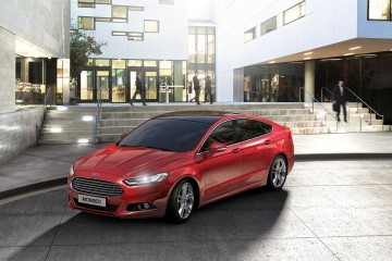 Ford Anuncia las Primeras Flotas del Transit Híbrido Enchufable en Londres